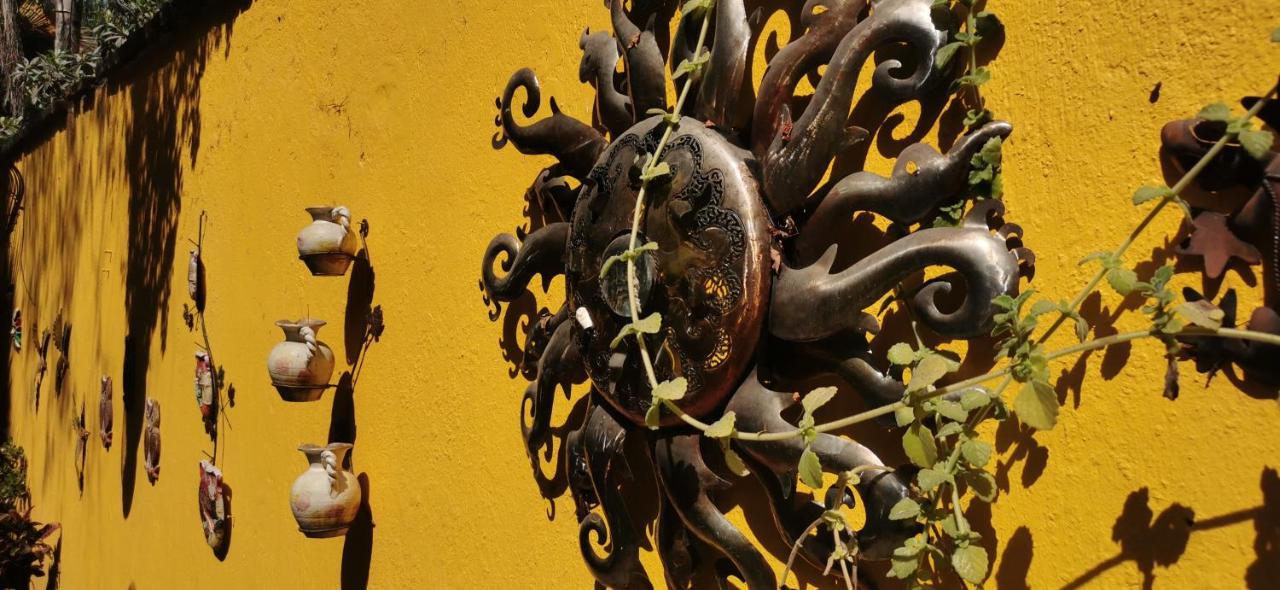 Hotel Rosa Morada Tlaquepaque Zewnętrze zdjęcie