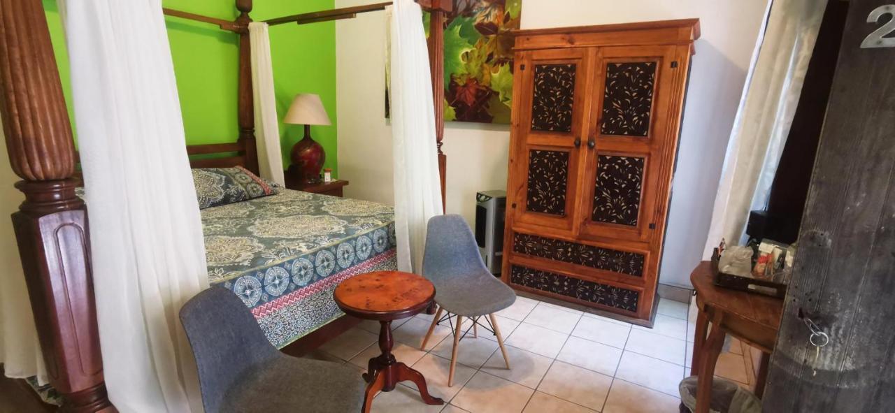 Hotel Rosa Morada Tlaquepaque Zewnętrze zdjęcie