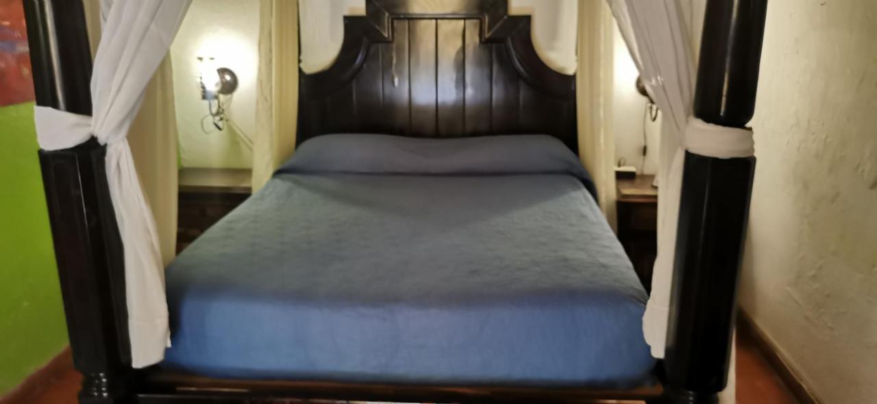 Hotel Rosa Morada Tlaquepaque Zewnętrze zdjęcie