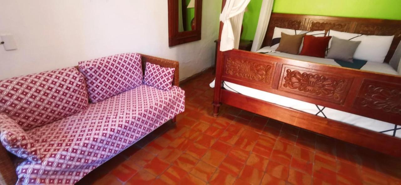 Hotel Rosa Morada Tlaquepaque Zewnętrze zdjęcie