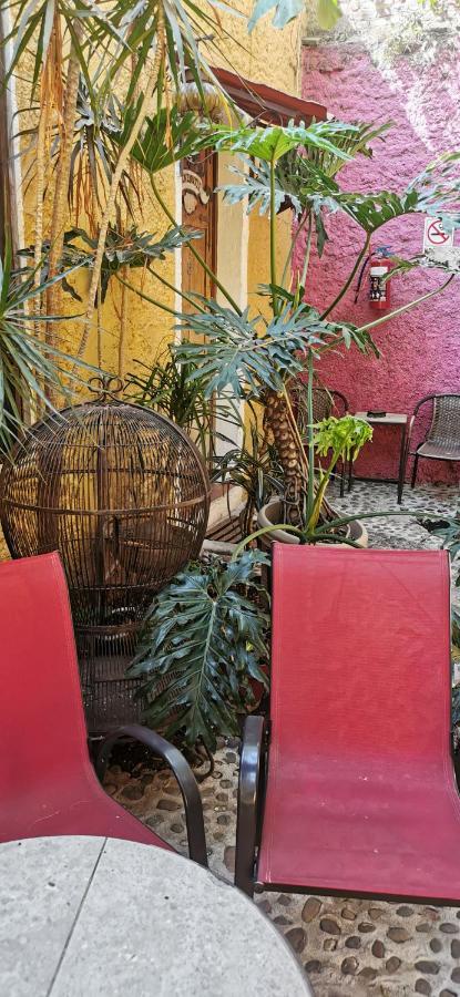 Hotel Rosa Morada Tlaquepaque Zewnętrze zdjęcie