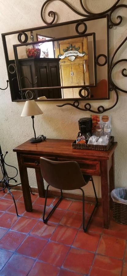 Hotel Rosa Morada Tlaquepaque Zewnętrze zdjęcie