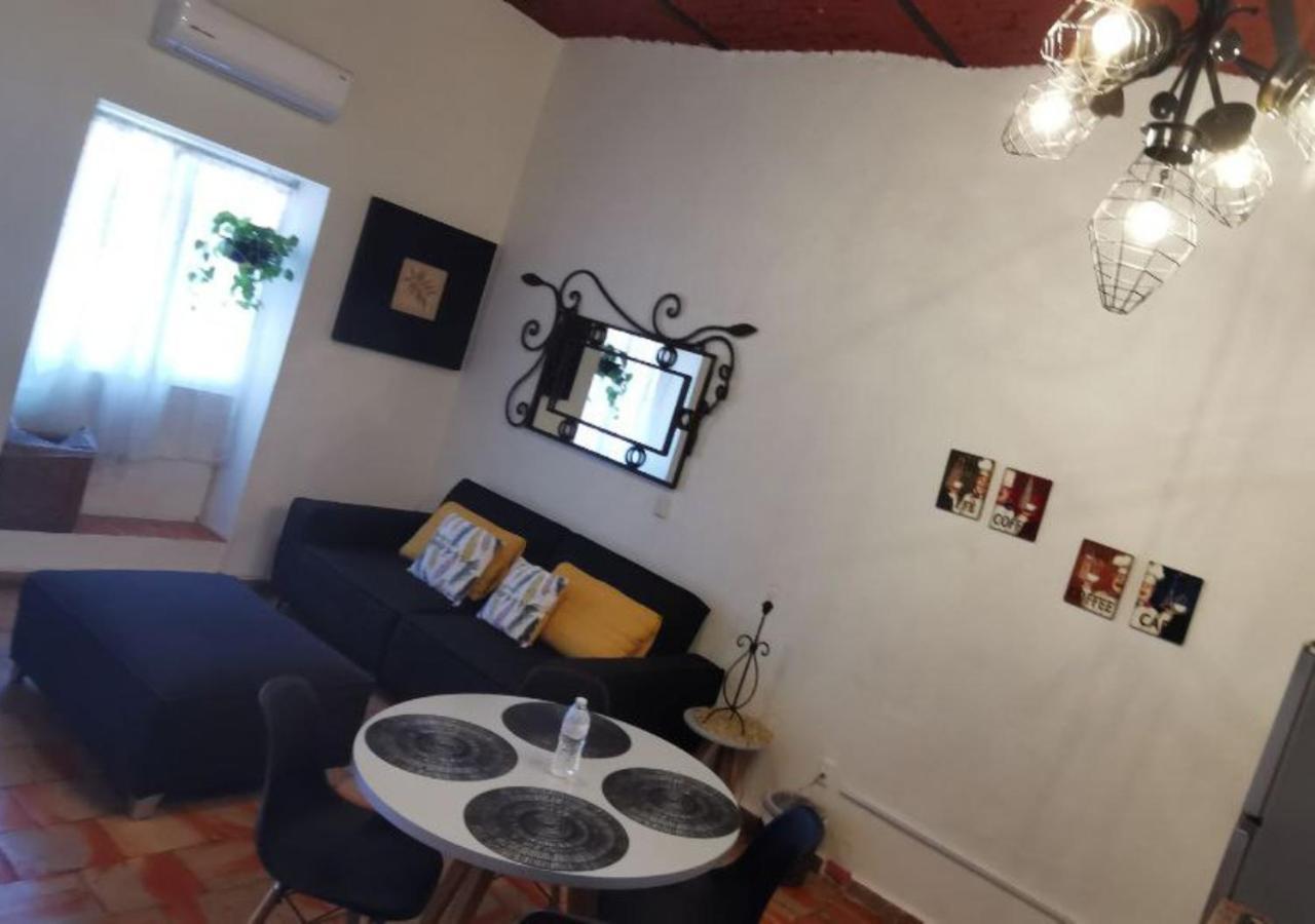Hotel Rosa Morada Tlaquepaque Zewnętrze zdjęcie