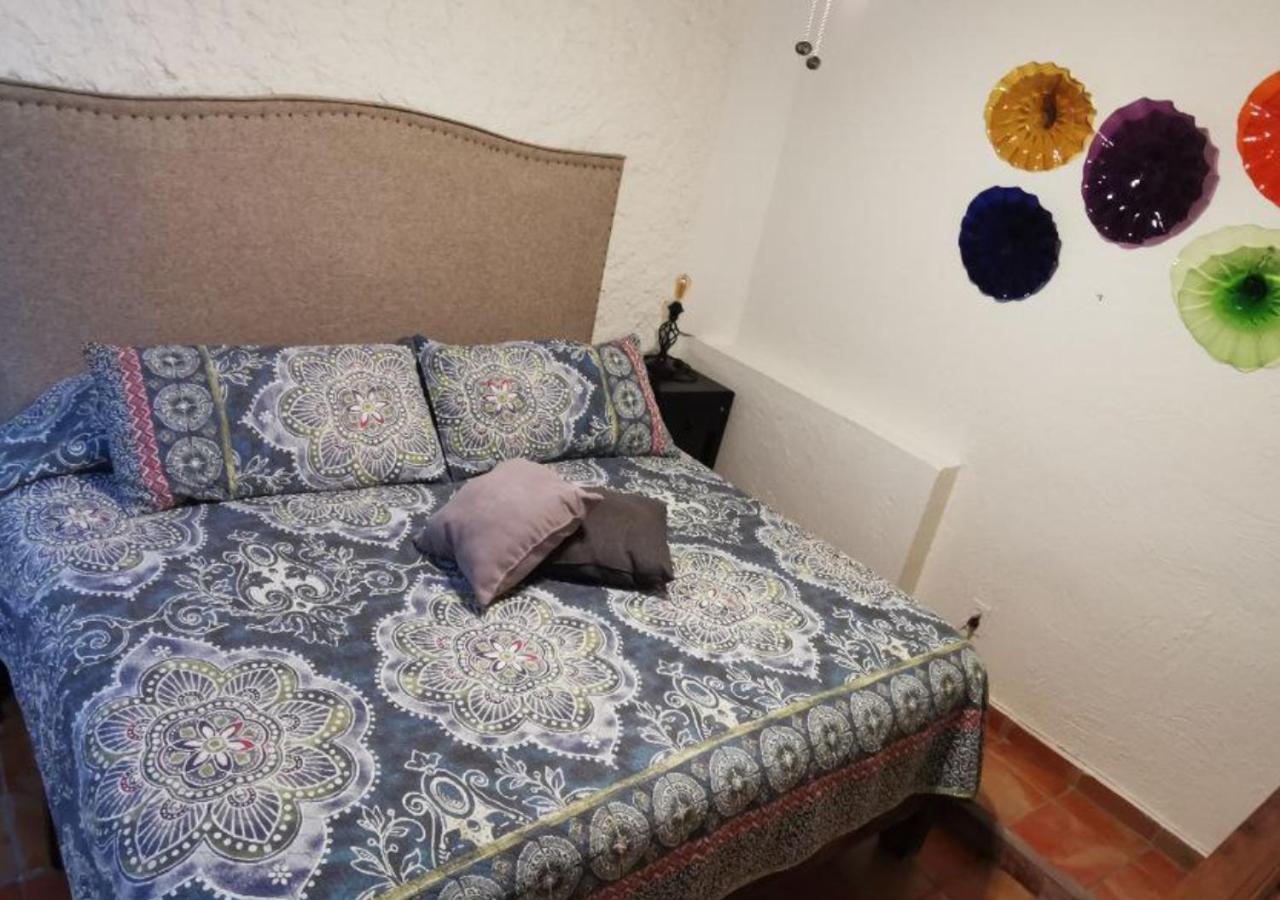 Hotel Rosa Morada Tlaquepaque Zewnętrze zdjęcie